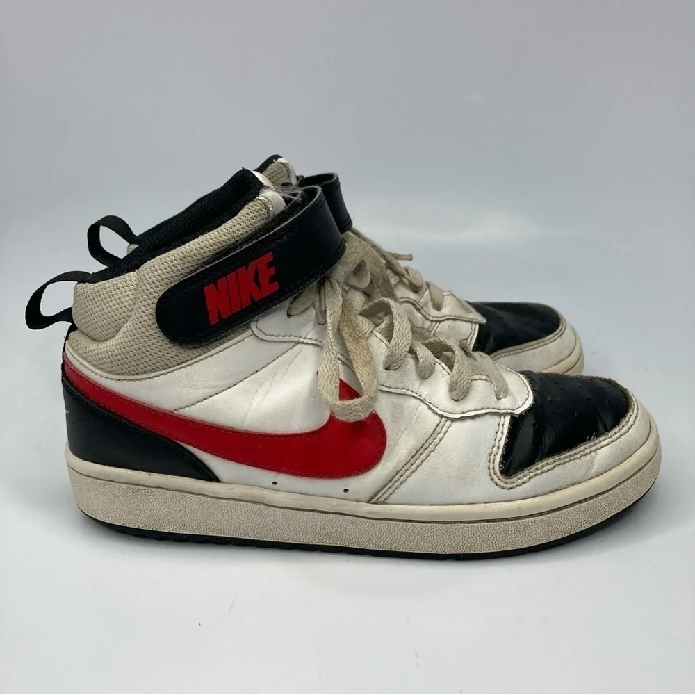 Nike hightop‎ sneakers size 5Y